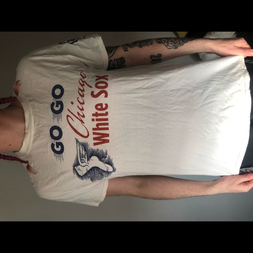 “Go Go Chicago White Sox” Summer White Tee Shirt